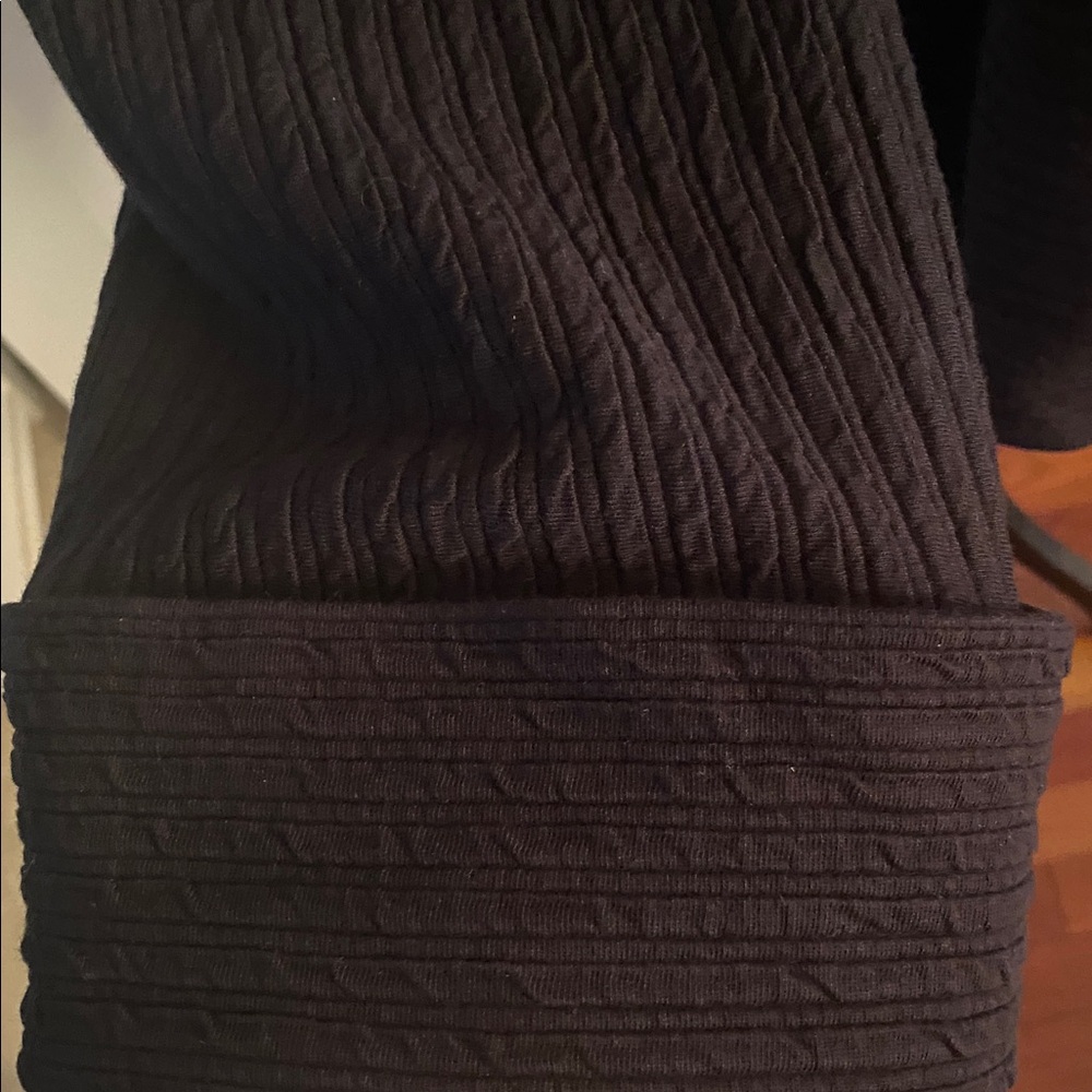 Lululemon size L/XL dark blue top roll up long sleeves - Picture 4 of 10